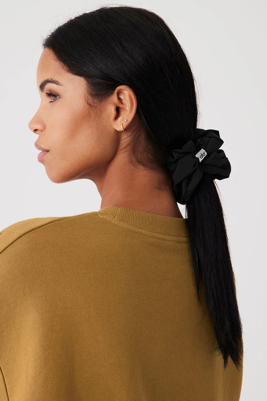 Bead It Oversized Scrunchie - Black