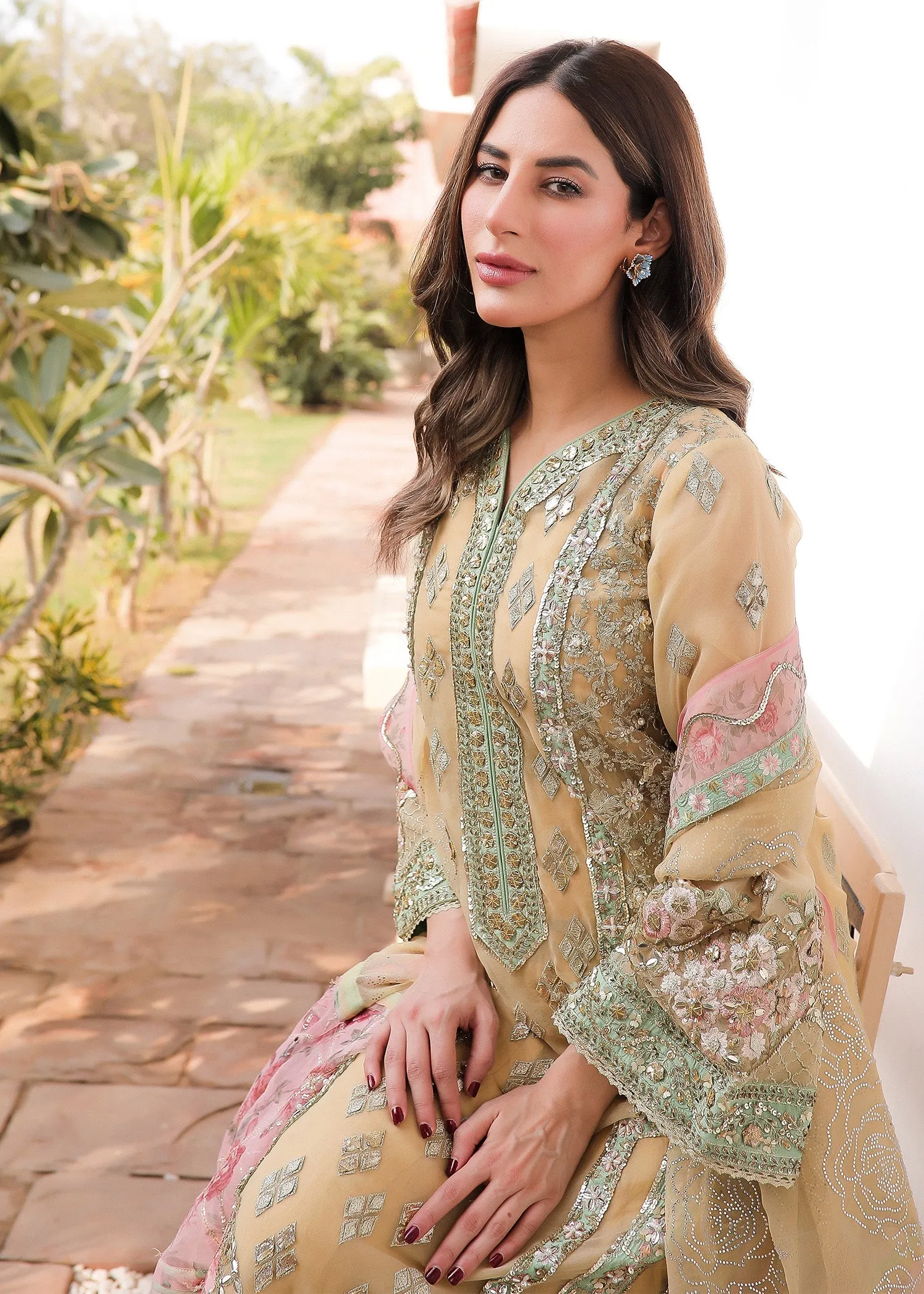 Saira Shakira x Hania Aamir Luxury Wedding Formals – Tni